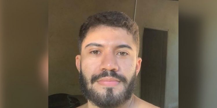 Jovem é encontrado caído ao lado de moto e morre antes de dar entrada em hospital